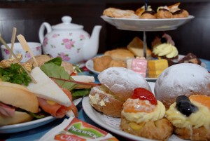 Paasbrunch in Overijssel, heerlijk voor tijdens het paasweekend kamperen bij Camping Anna's Hoeve in Ommen.